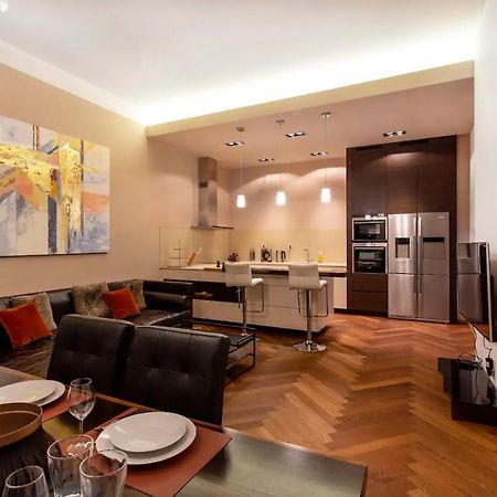Address Deluxe Downtown Apartment Ljubljana Ngoại thất bức ảnh