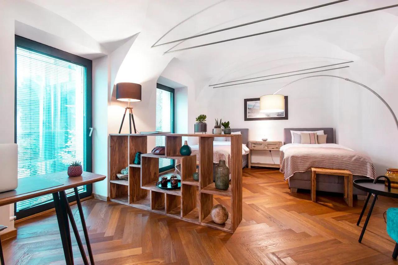 Address Deluxe Downtown Apartment Ljubljana Ngoại thất bức ảnh